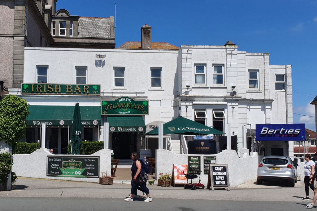 Bertie’s - © Wikimedia Commons
